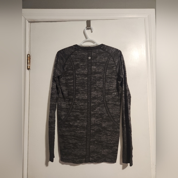 Lululemon Swiftly Longsleeve - Picture 2 of 4